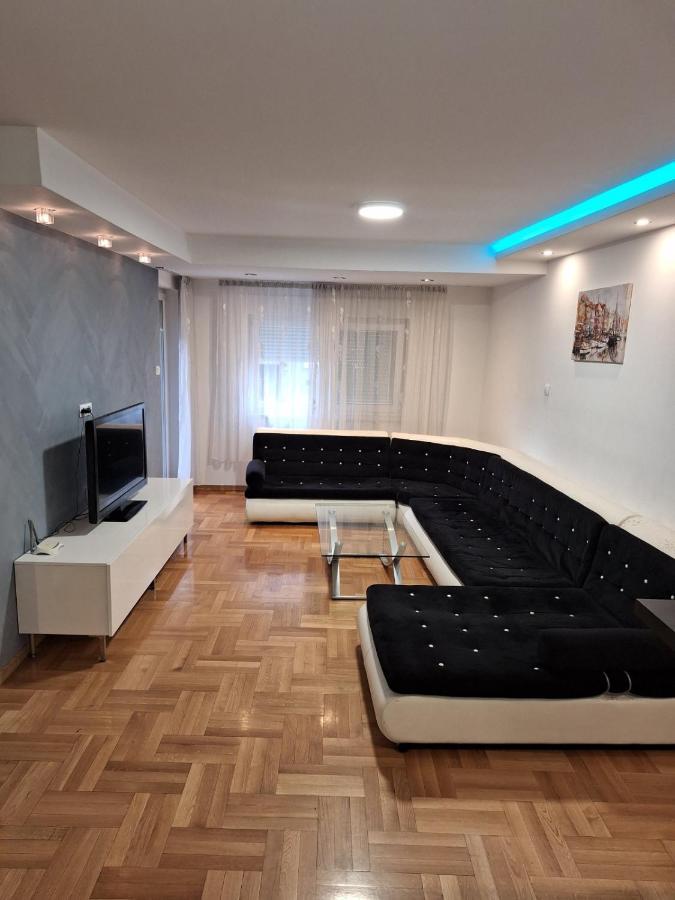 Luks Apartment Banja Luka Buitenkant foto