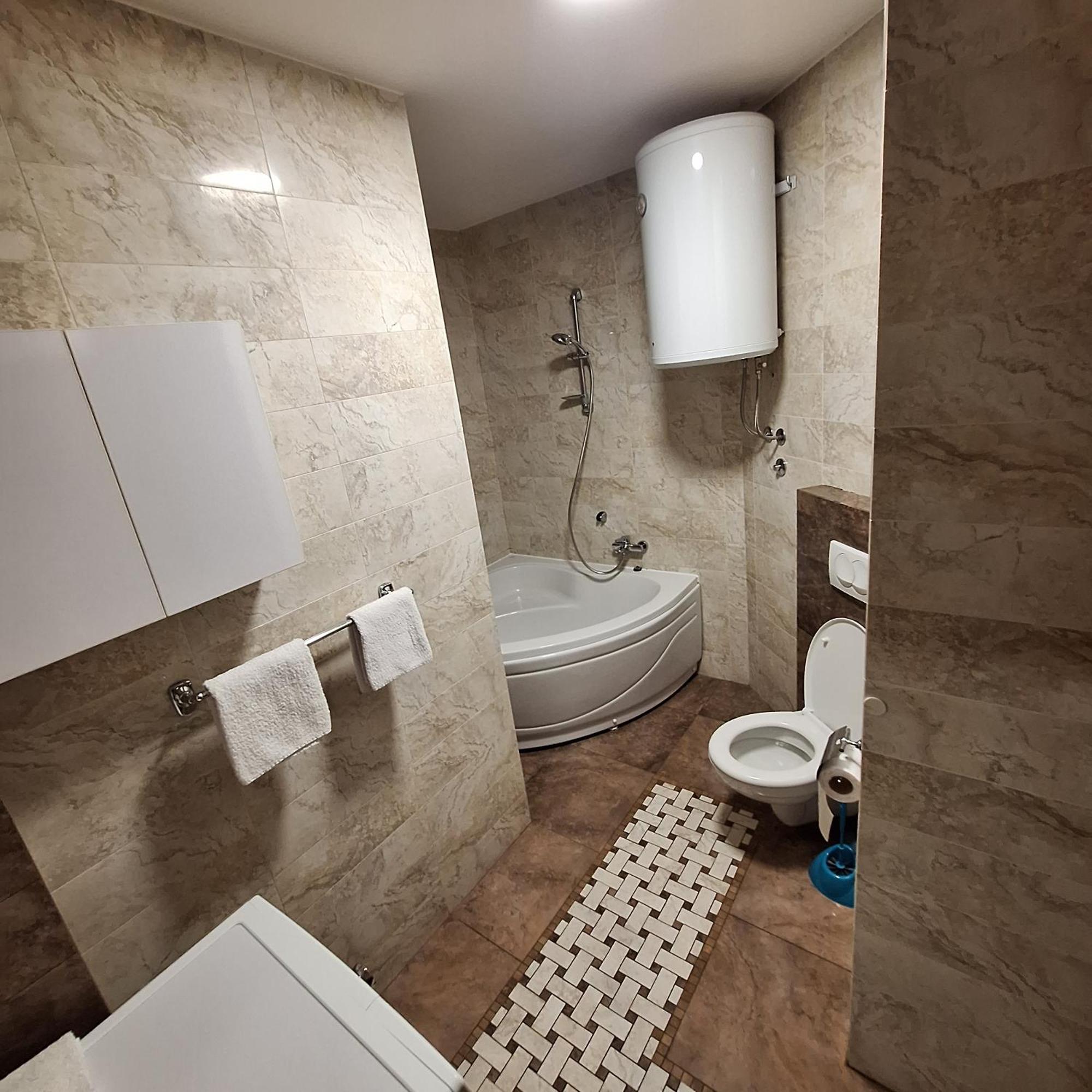 Luks Apartment Banja Luka Buitenkant foto