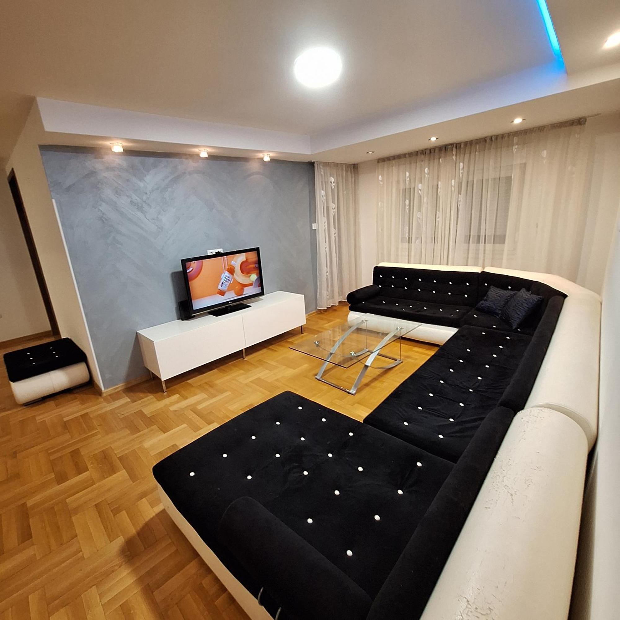 Luks Apartment Banja Luka Buitenkant foto