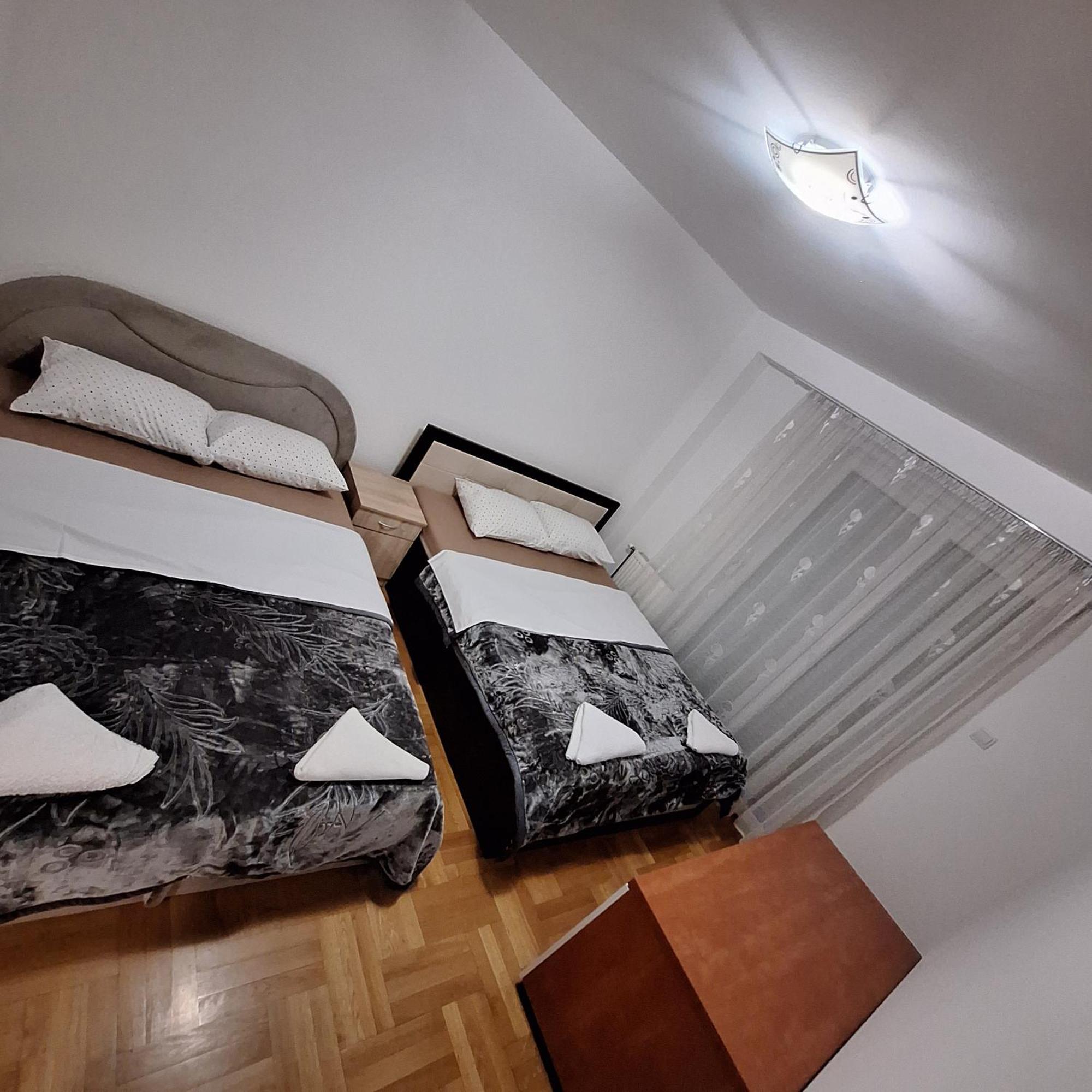 Luks Apartment Banja Luka Buitenkant foto