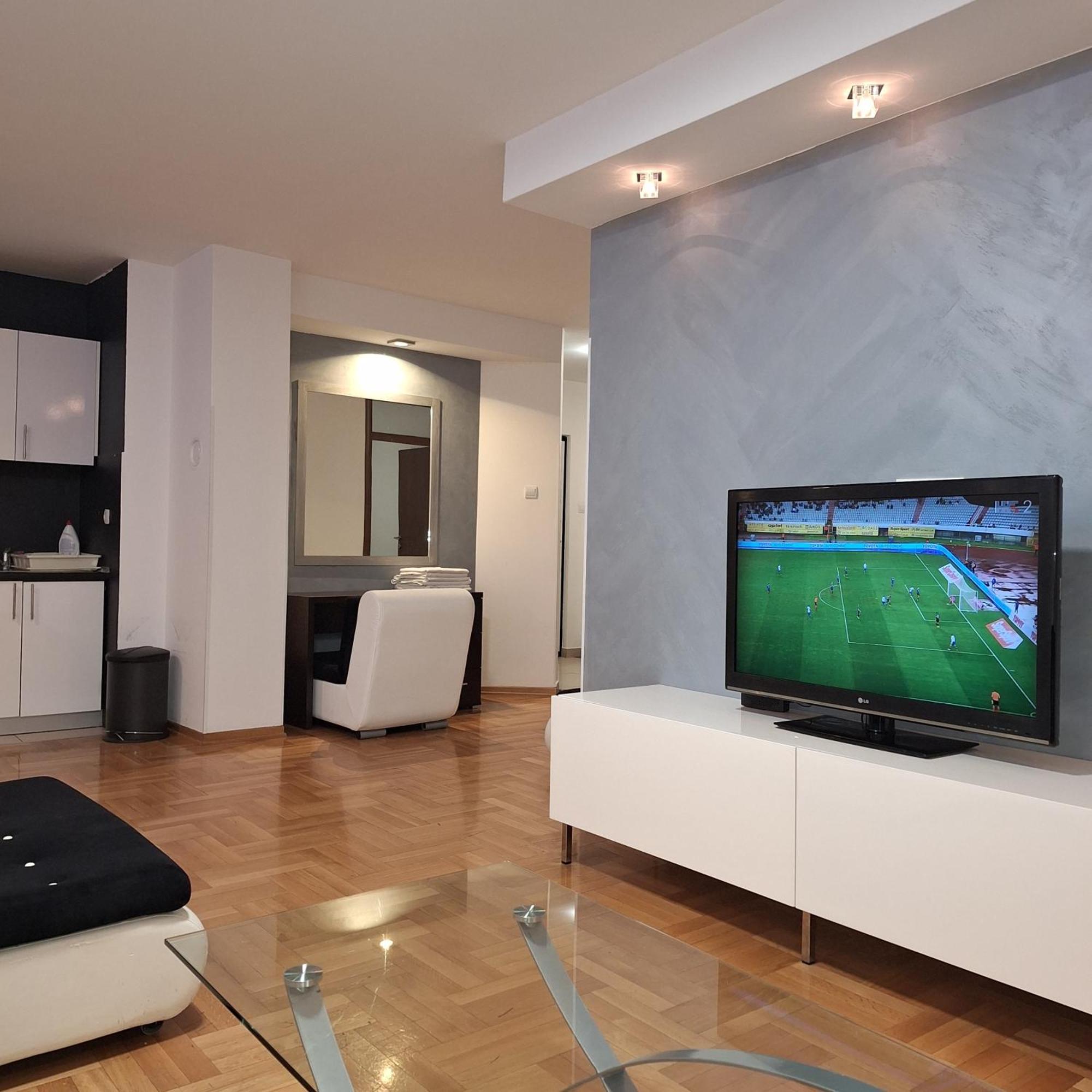 Luks Apartment Banja Luka Buitenkant foto