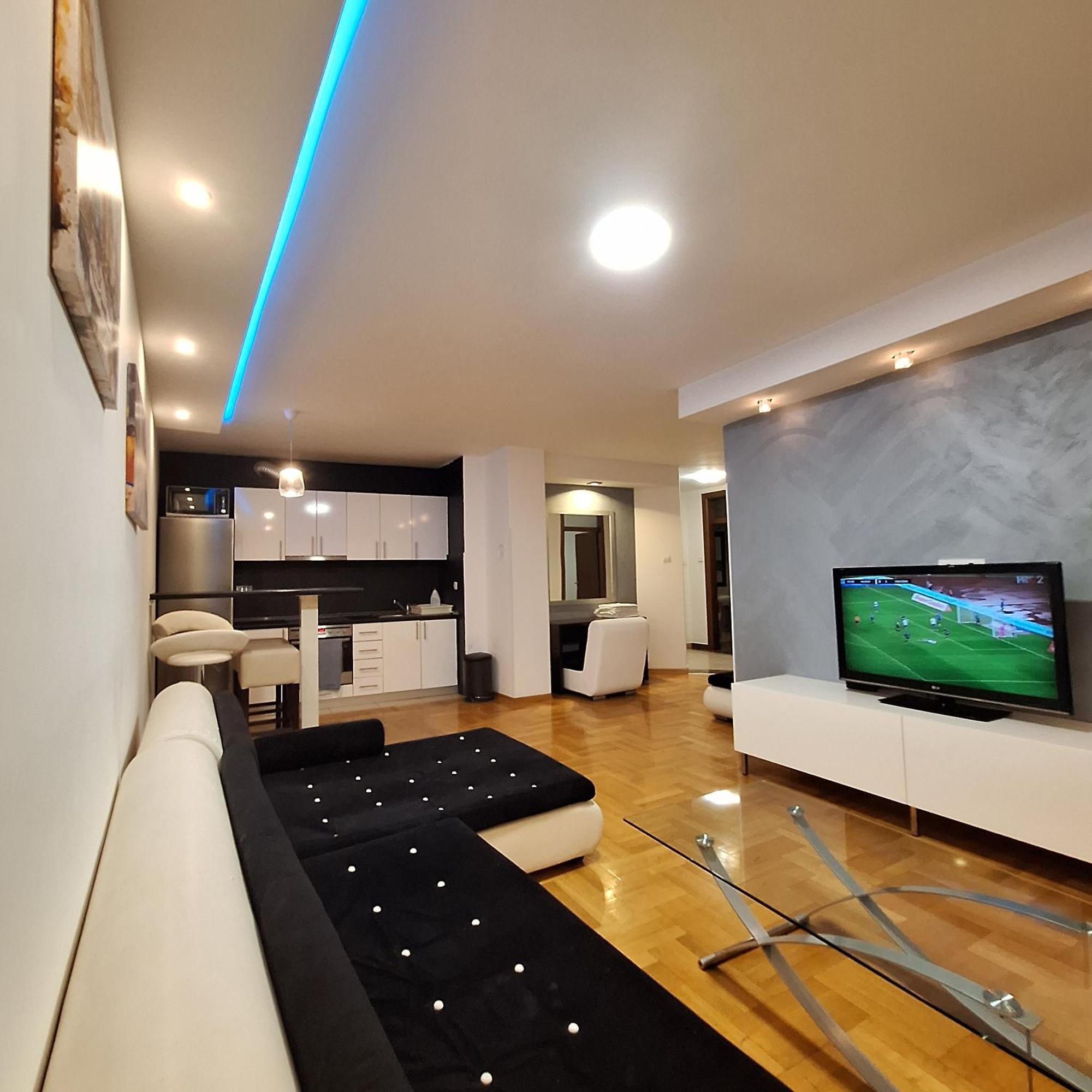Luks Apartment Banja Luka Buitenkant foto